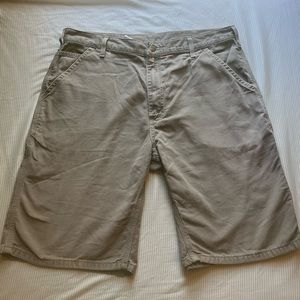 Carhartt Work Shorts (36)